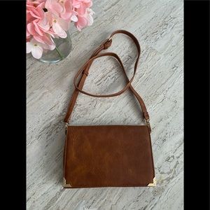 Brand new Super cute crossbody purse